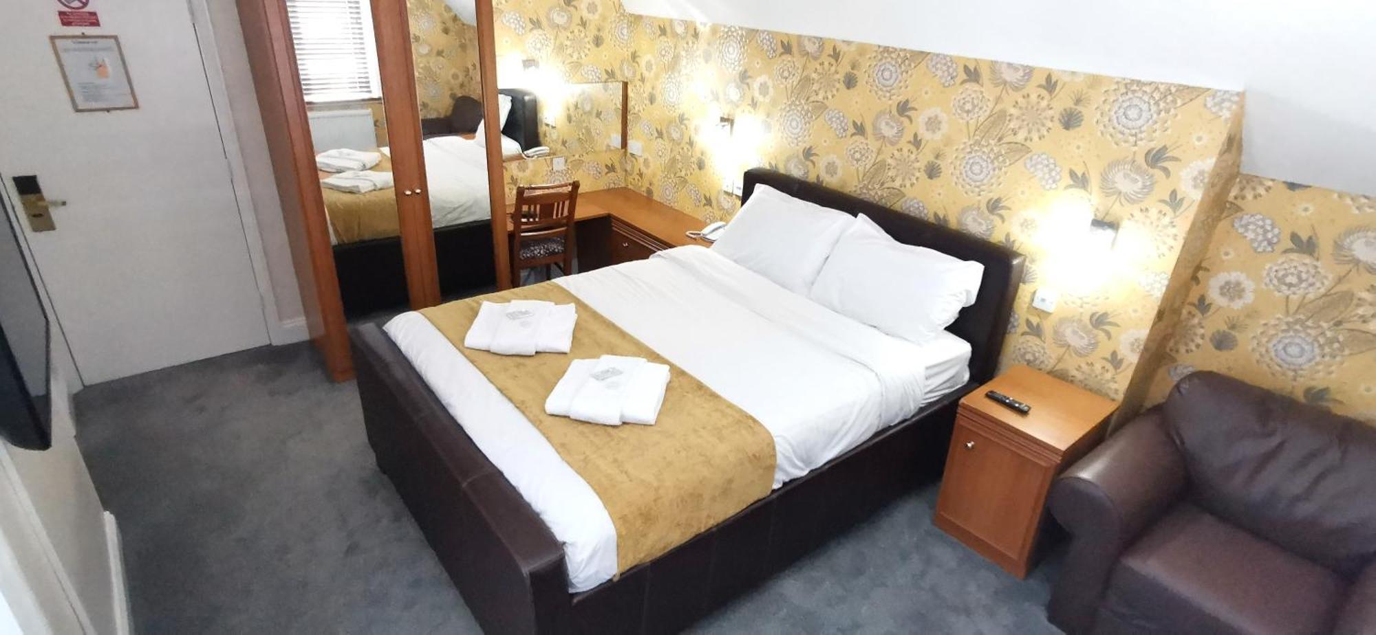 Russell Hotel รอยัลทันบริดจ์เวลส์ ภายนอก รูปภาพ