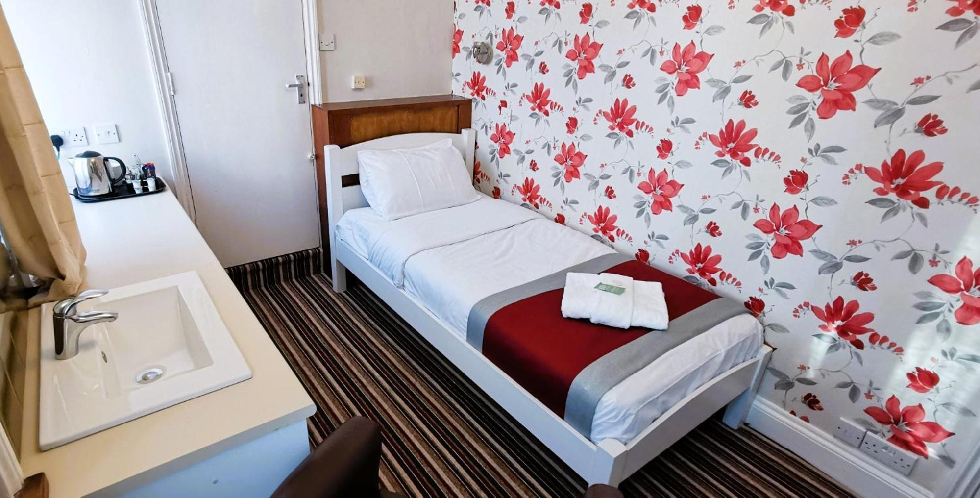 Russell Hotel รอยัลทันบริดจ์เวลส์ ภายนอก รูปภาพ