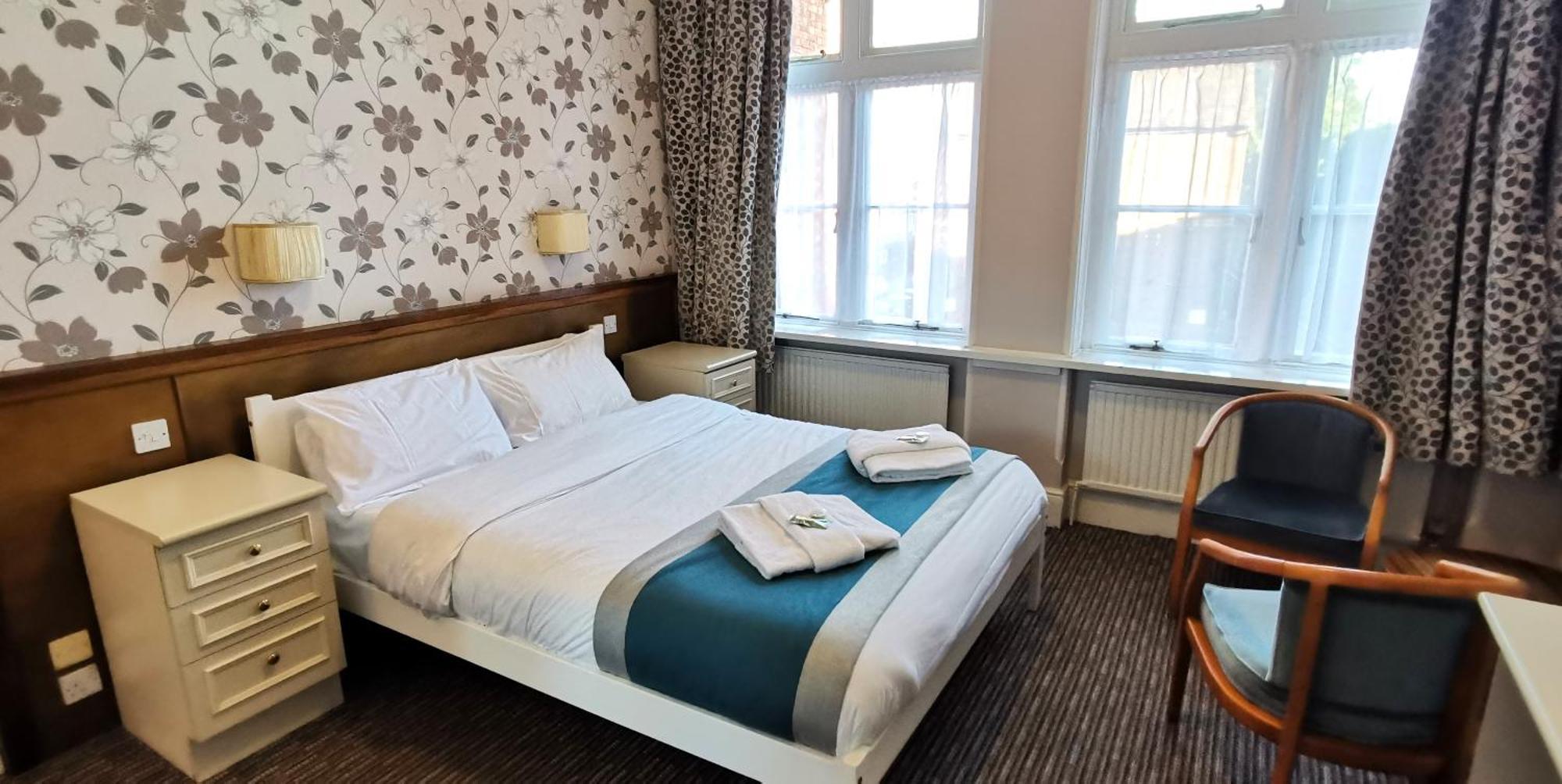 Russell Hotel รอยัลทันบริดจ์เวลส์ ภายนอก รูปภาพ