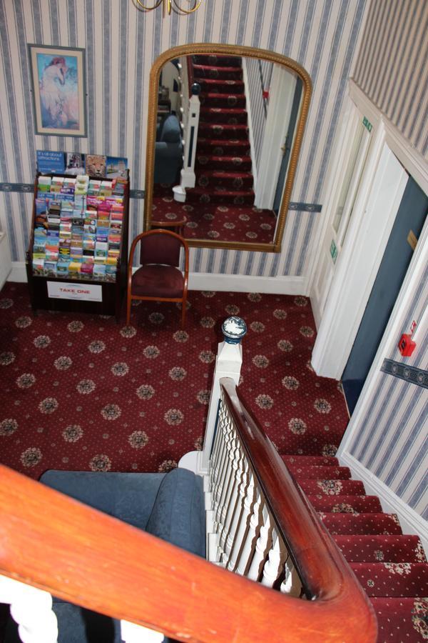 Russell Hotel รอยัลทันบริดจ์เวลส์ ภายนอก รูปภาพ