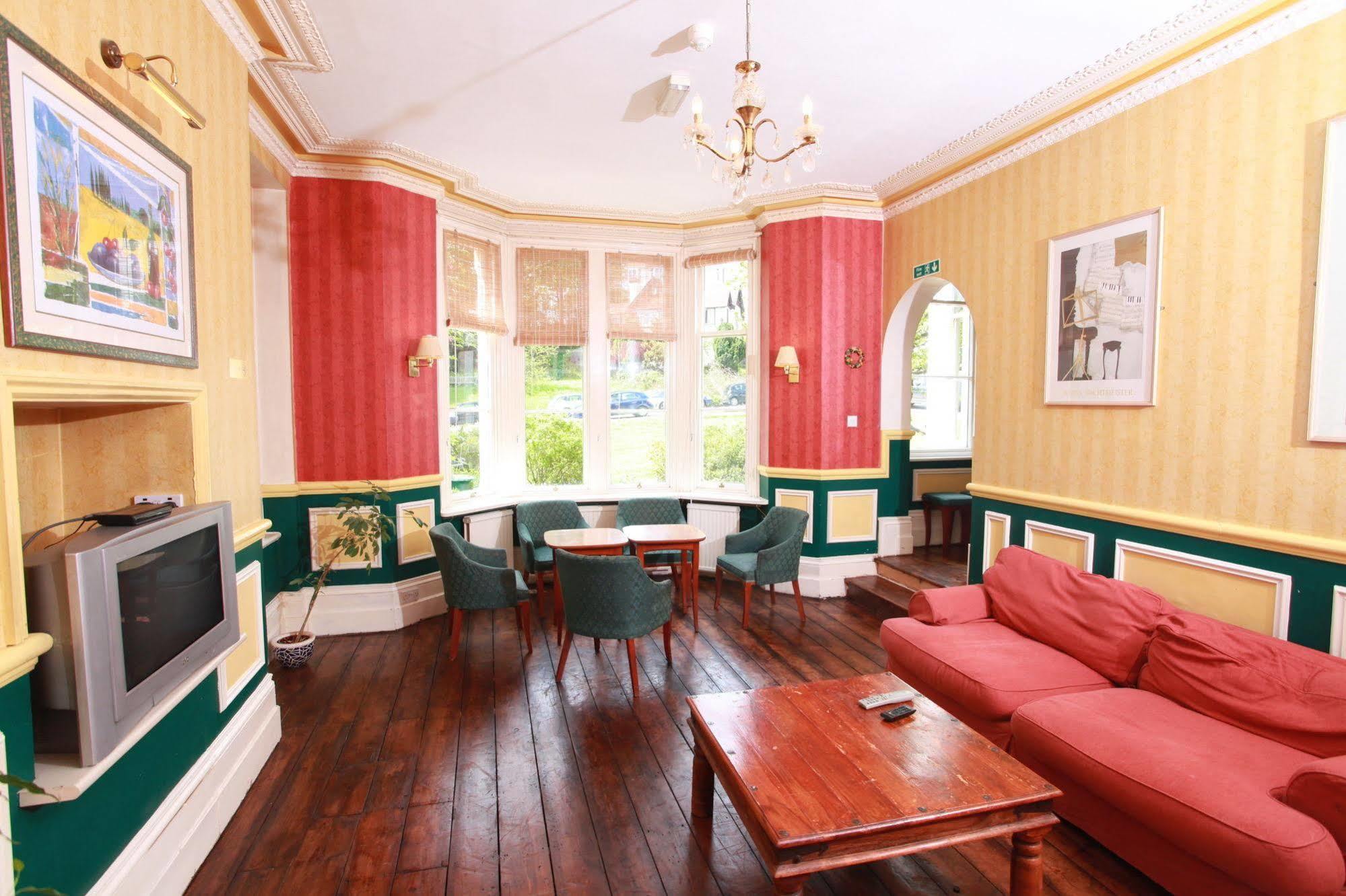 Russell Hotel รอยัลทันบริดจ์เวลส์ ภายนอก รูปภาพ